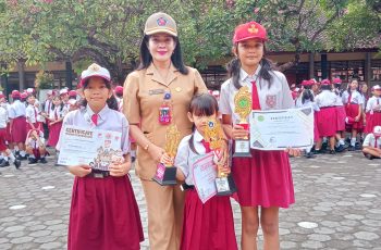 Kejuaraan Vokal, Mewarnai dan Kungfu