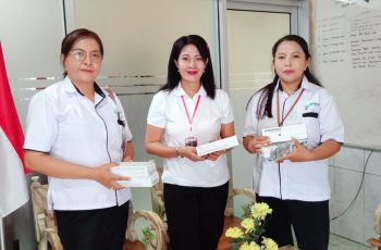 Pemberian Obat Cacing Dari Puskesmas Buleleng I